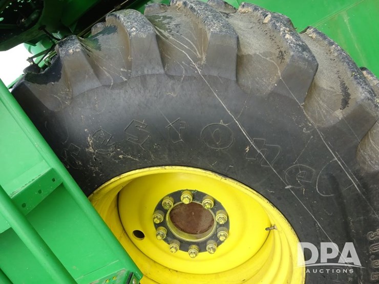 2001-john-deere-9550-image-40