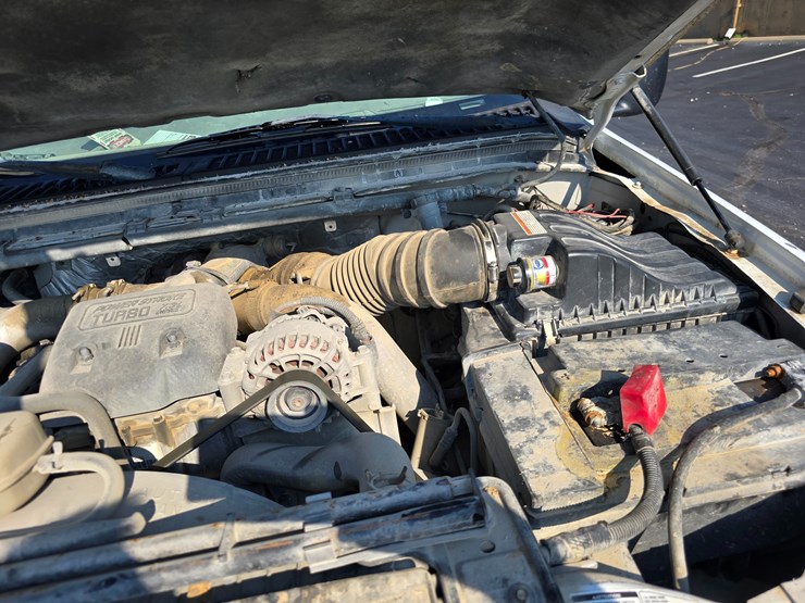 2000-ford-f550-image-40
