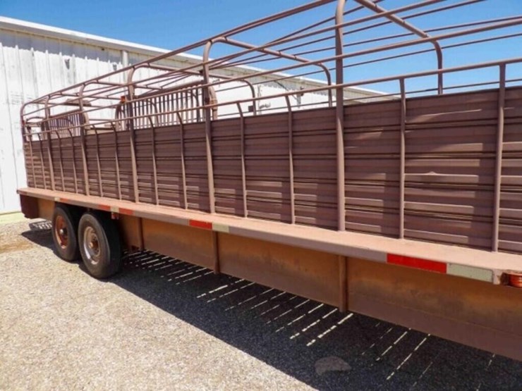 24'-gooseneck-livestock-trailer-image-6