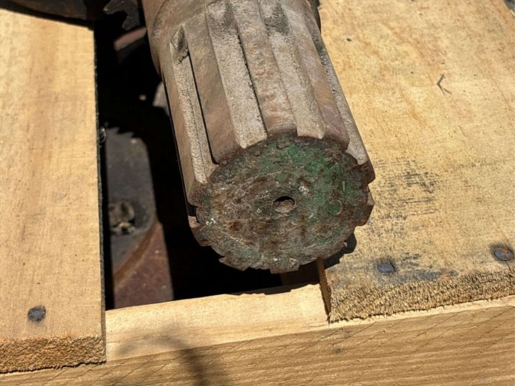 john-deere-model-g-crankshaft-image-9