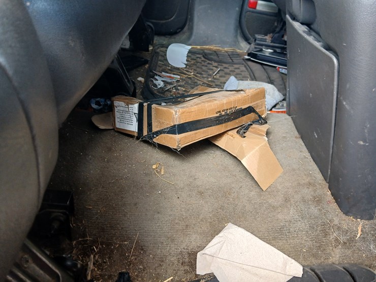 2005-chevrolet-silverado-image-54
