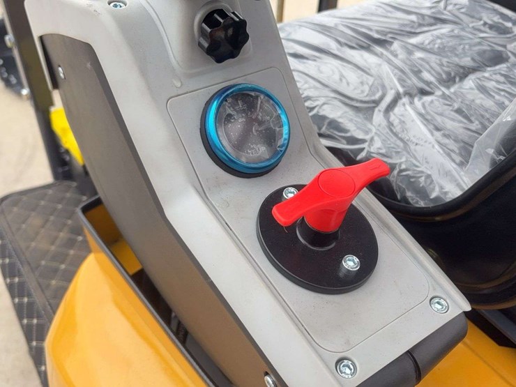sdlanch-sdle20-mini-excavator-image-16