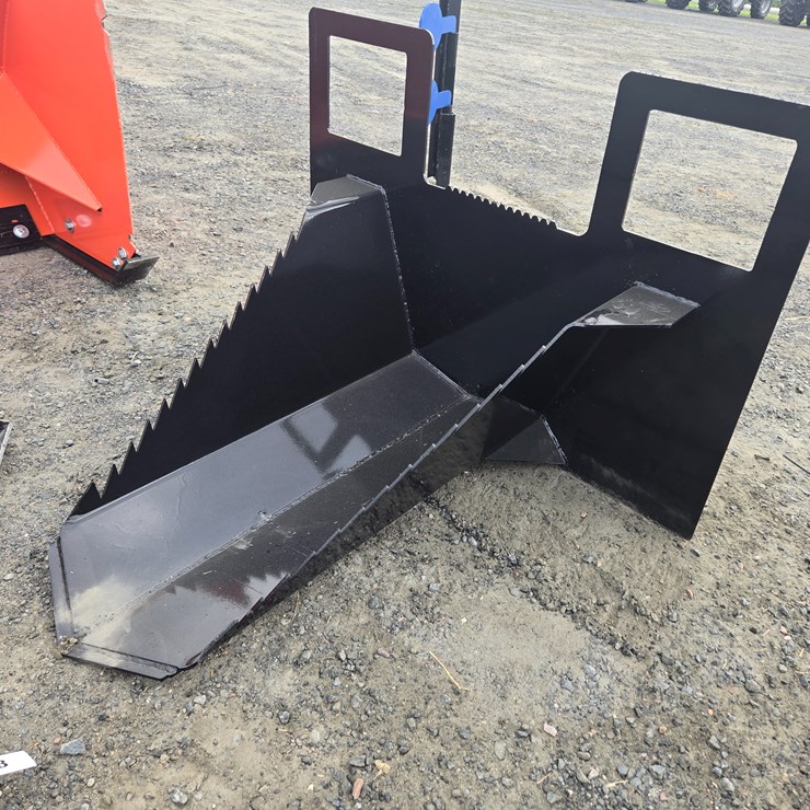 #437 • Tree spade