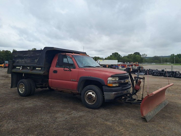 2001-chevrolet-silverado-image-2