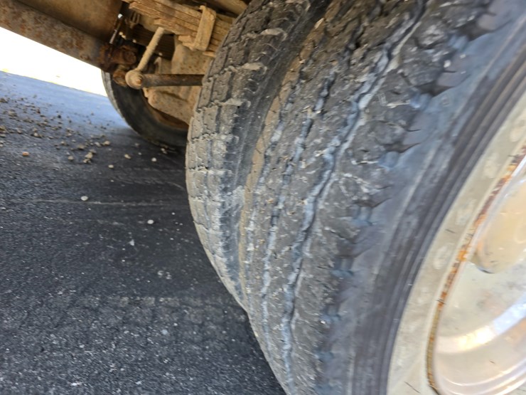 2000-ford-f550-image-60