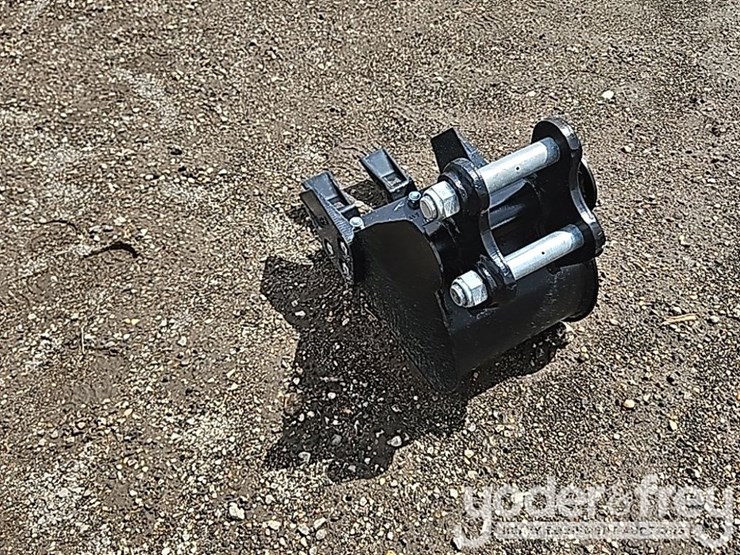 unused-ir-8"-tooth-bucket-to-suit-mini-excavator-image-3