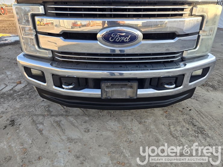 2017-ford-f250-xl-image-21