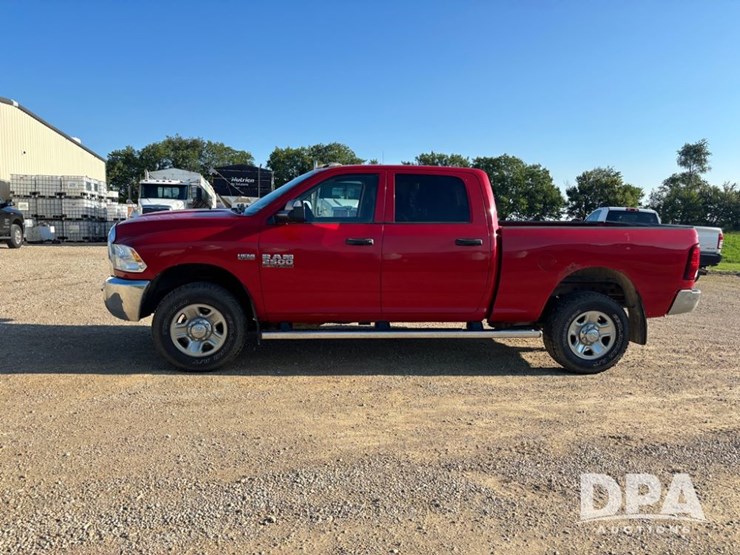 2014-dodge-ram-2500-image-3