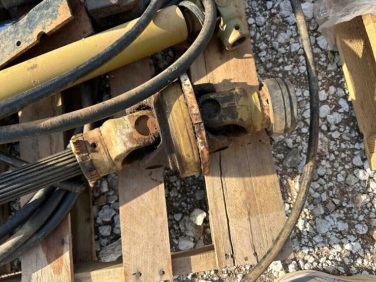 3-hydraulic-rams/parts,-4---pto-shafts-image-2