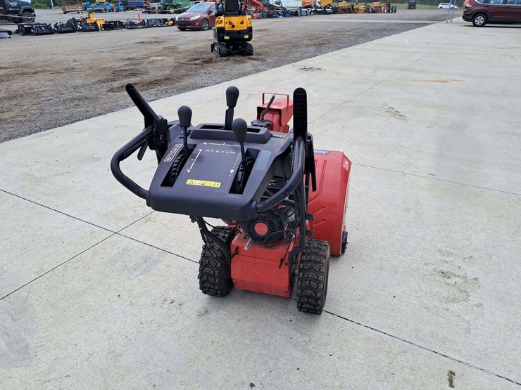 jonesered-st-2368e-walk-behind-snow-blower-image-3