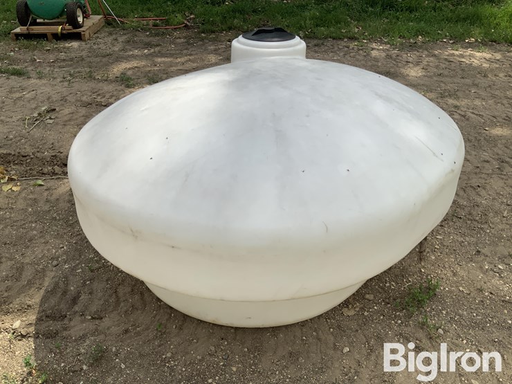 210-gal-plastic-water-tank-image-5