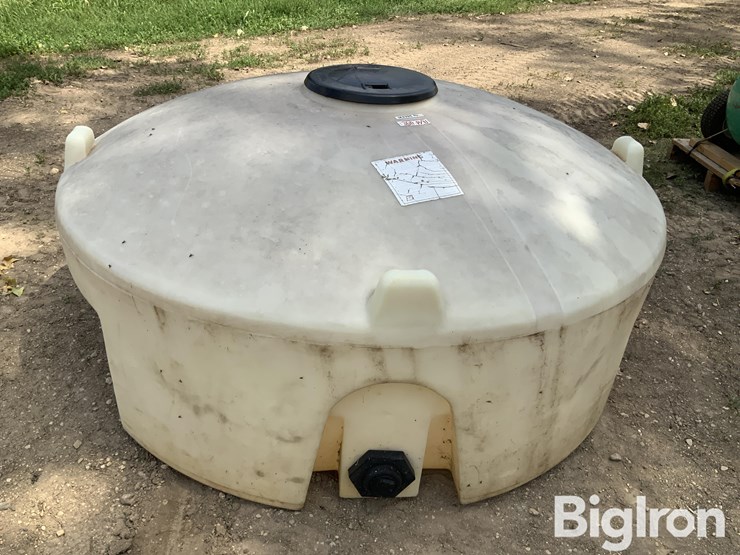 300-gal-water-tank-image-2