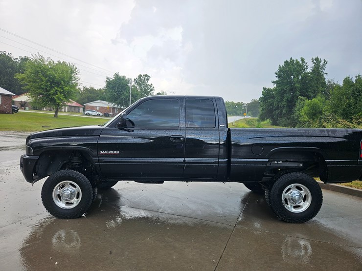 #18968-•-2002-dodge-ram-2500-pickup-truck-image-50