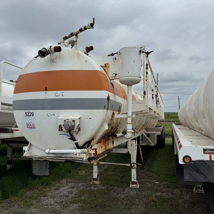 2014 TROXELL 130bbl