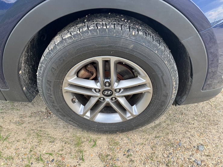 2018-hyundai-santa-fe-image-23