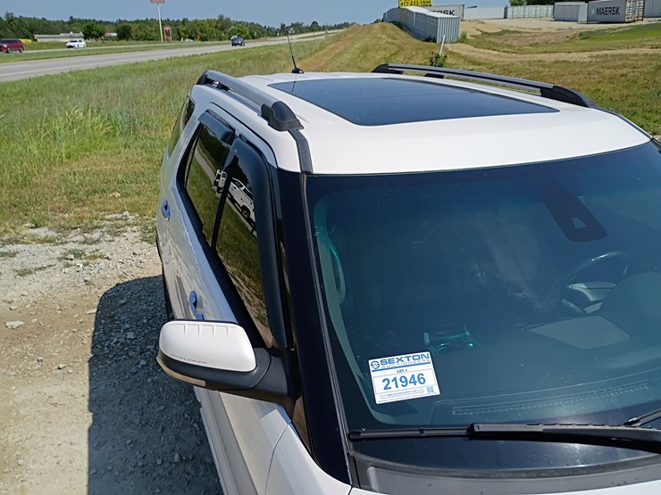 2013-ford-explorer-image-16