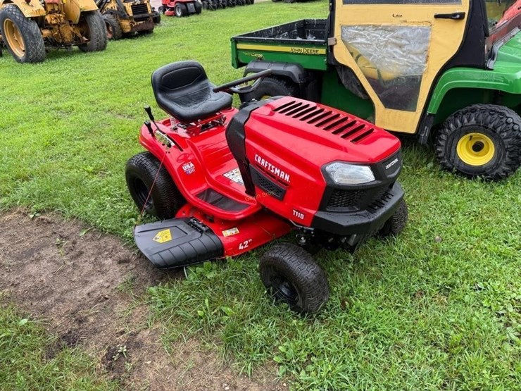 craftsman-t110-lawn-mower-image-1