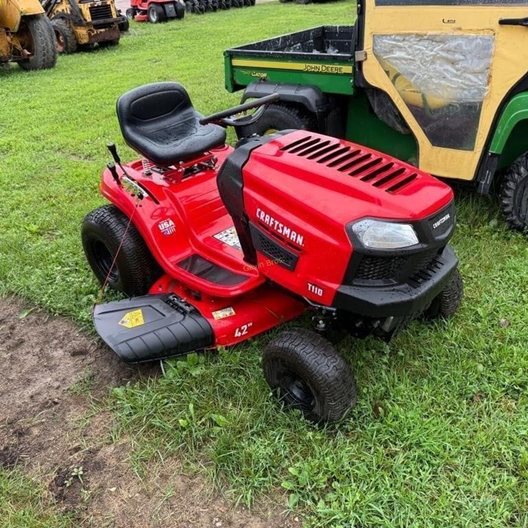 Craftsman T110 Lawn Mower