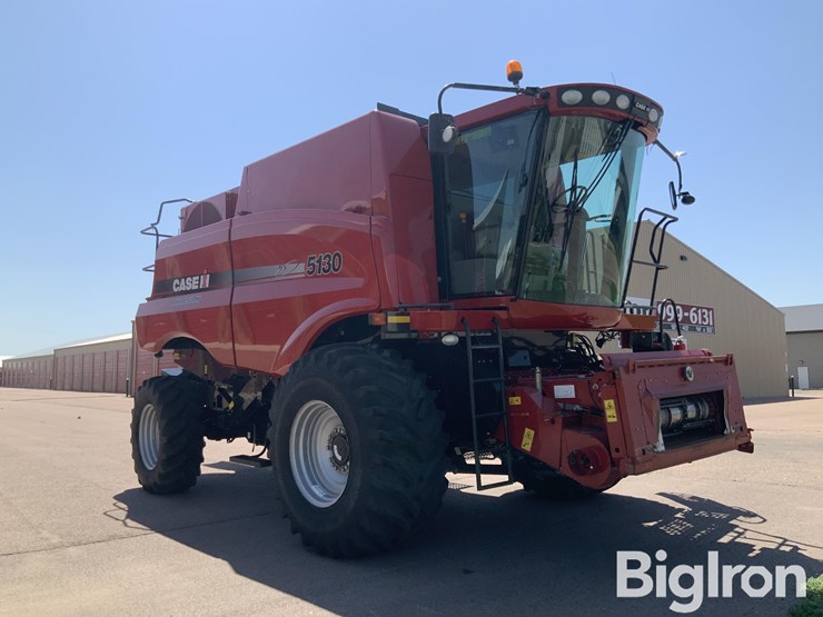 2012-case-ih-5130-image-3