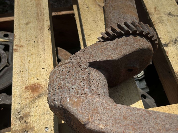 john-deere-model-a-crankshaft-image-13
