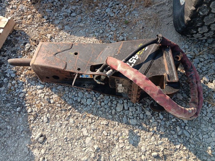 mb5570-concrete-breaker-mounted-for-bobcat-mini-excavator-image-2