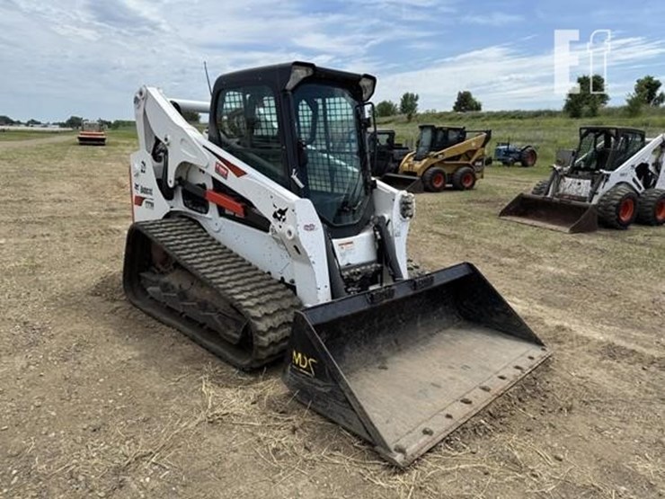 2019-bobcat-t770-image-57