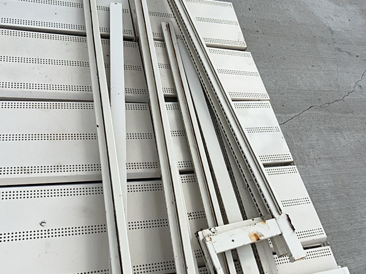 commercial-grade-shelving,-shelves-are-piled-two-deep.-￼-everything￼-picture-goes-with-it.-image-5