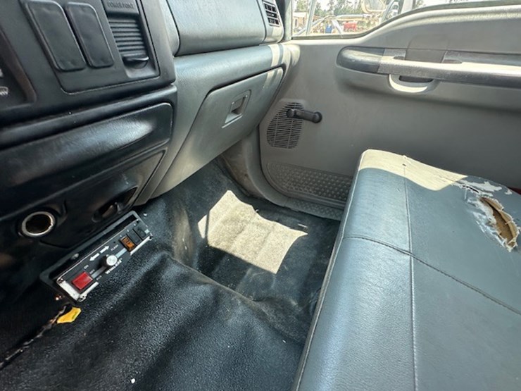 2009-ford-f650-image-71