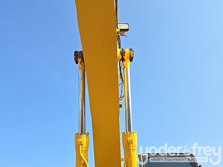 2021-komatsu-pc490-lc-11-image-31