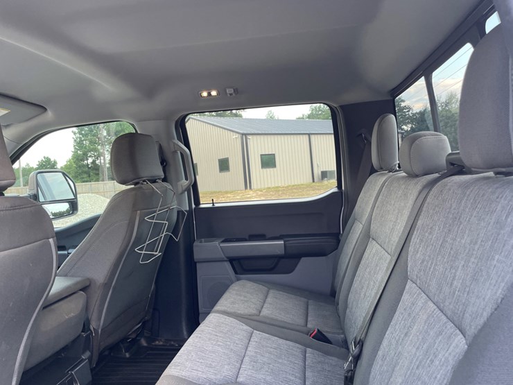2023-ford-f250-image-10