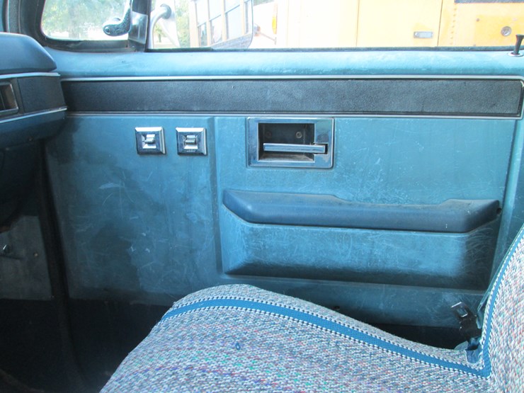 #19-•-#26805-•-1982-chevrolet-scottsdale-pickup-1gcgc24m5cj147797-image-29