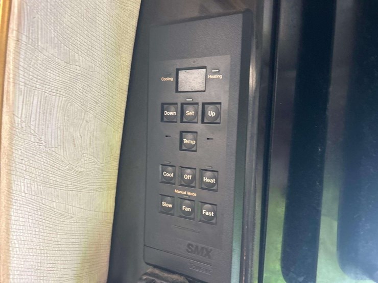 1994-prevost-liberty-coach-motorhome-image-22