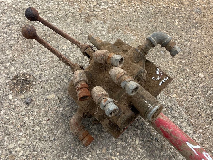 lever-loader-control-image-4