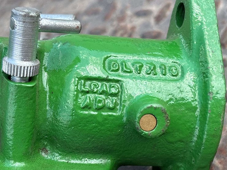 marvel-schebler-dltx-10-carburetor-image-9