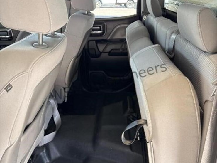 2014-chevrolet-silverado-1500-image-22