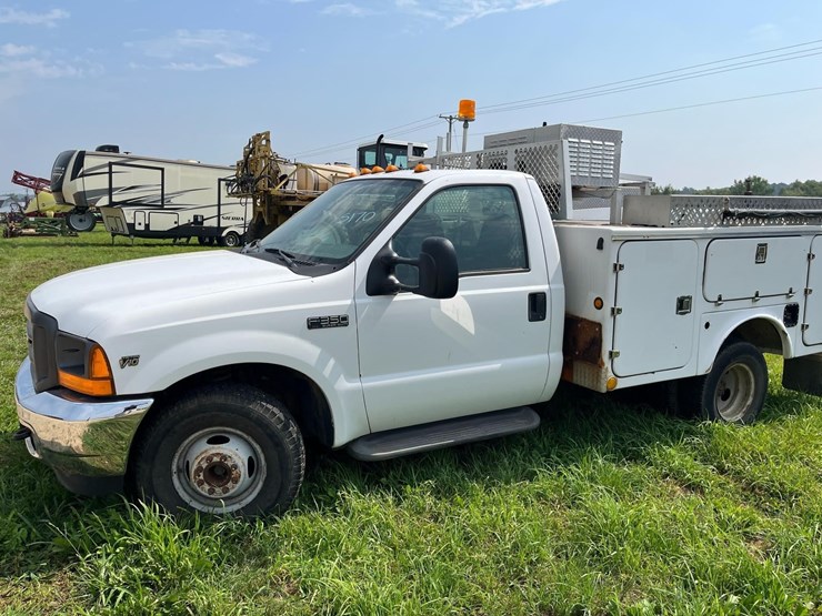 2001-ford-f350-image-4