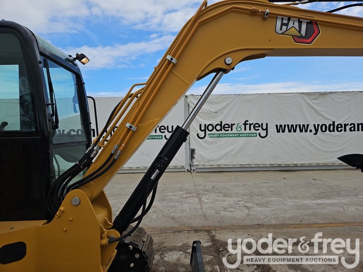 2021-caterpillar-305.5-image-14