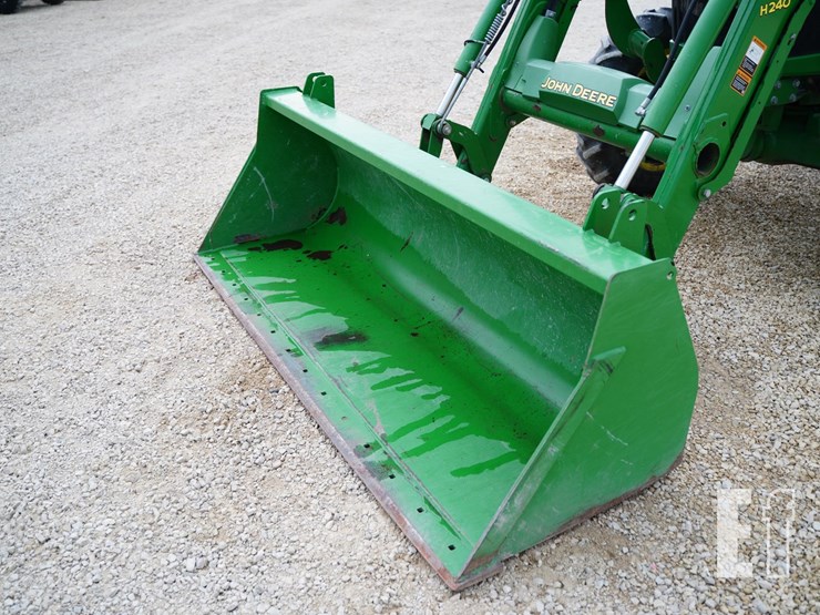 2015-john-deere-5075e-image-14