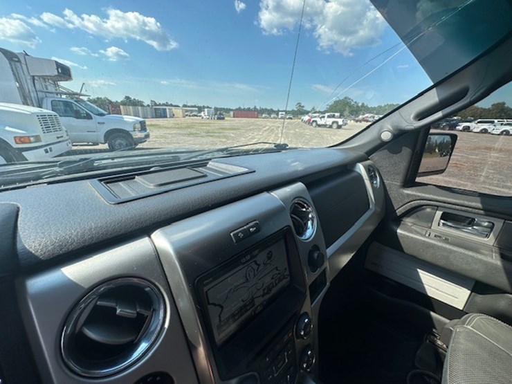 2014-ford-f150-image-47