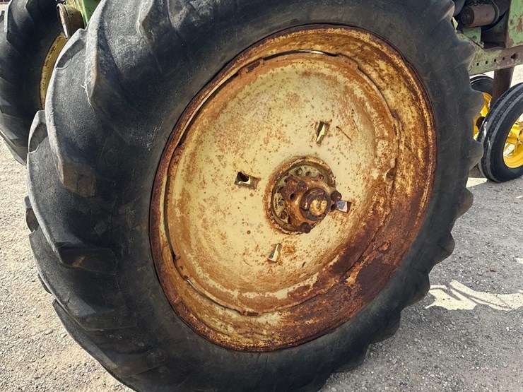 john-deere-a-image-10