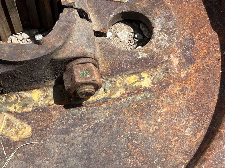 john-deere-model-g-flywheel-image-12