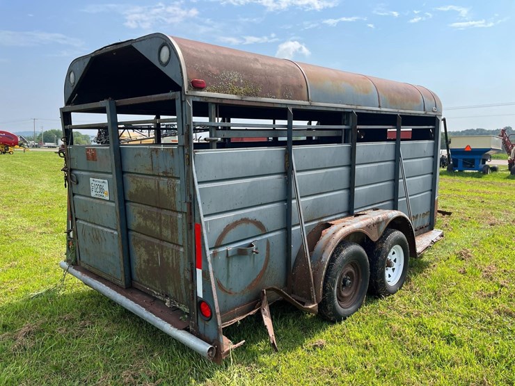 14ft.-livestock-trailer-image-9