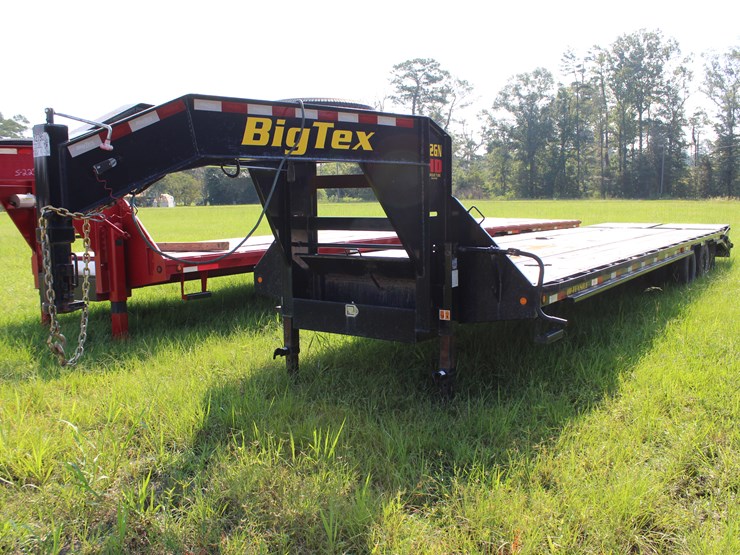 #22662-•-2022-big-tex-28ft-gooseneck-trailer,-22gnt28bksmr-image-2
