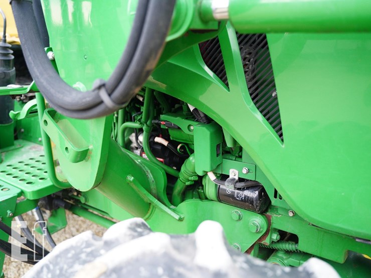 2015-john-deere-5075e-image-20