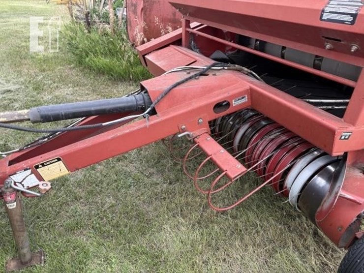 case-ih-8480-image-3