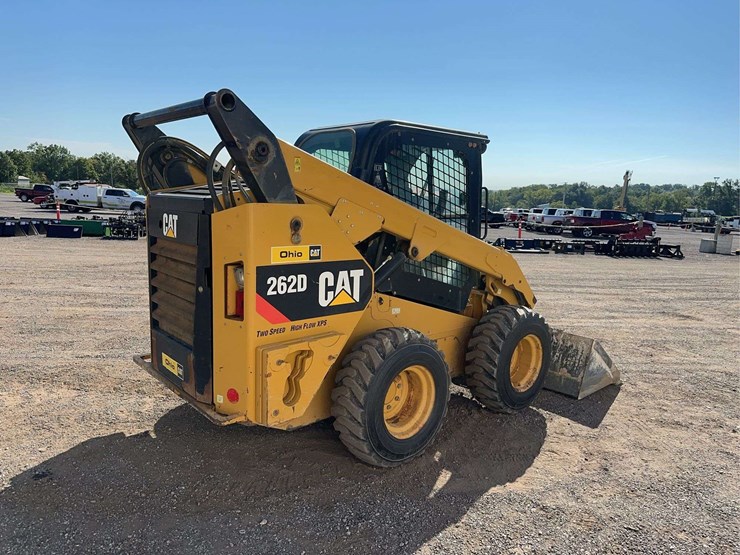 2018-caterpillar-262d-image-3