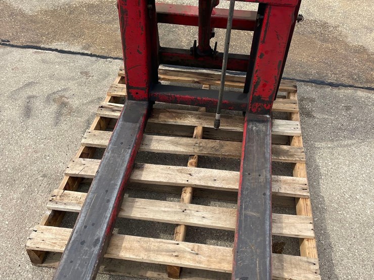westendorf-3pt-fork-lift-image-2