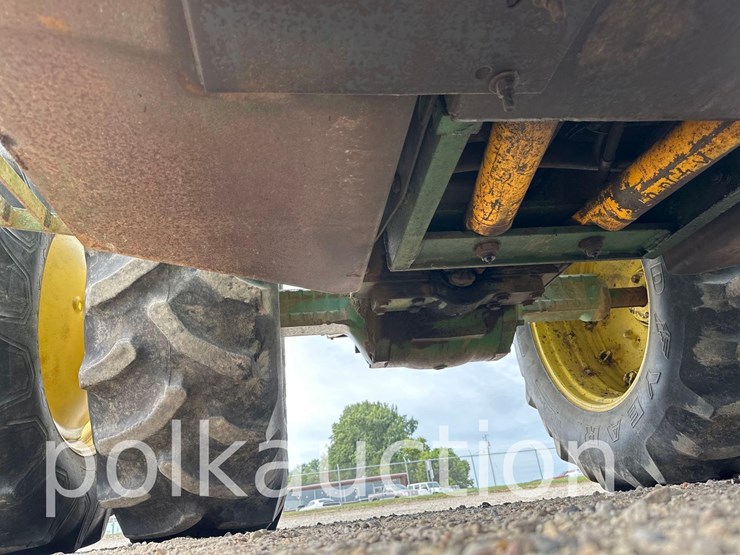 john-deere-7520-image-16