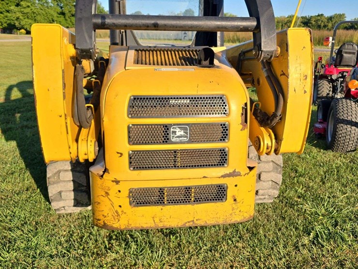 john-deere-250-image-6