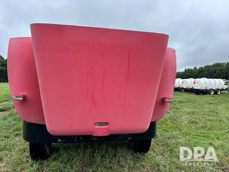 2002-peterbilt-330-image-23